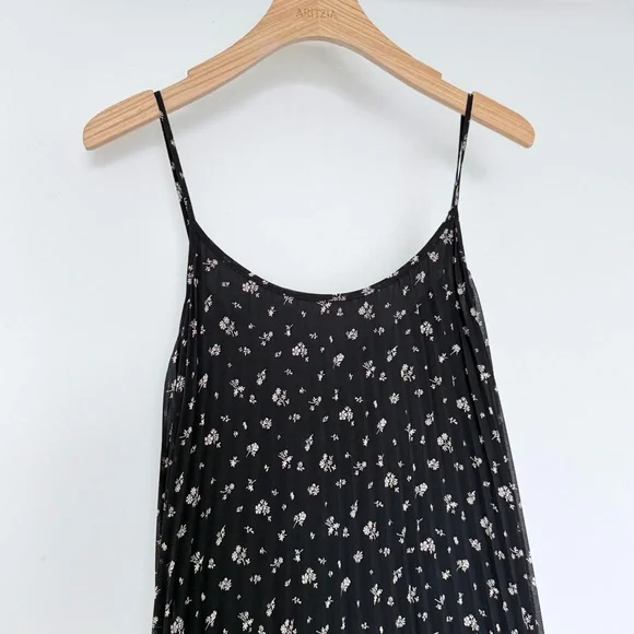 H&M Black Floral Pleated Midi Dress Size XS Spaghetti Strap Lightweight Summer - Picture 3 of 11
